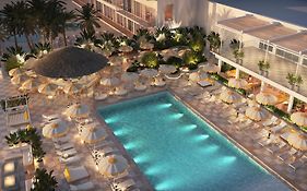 Newport Beachside hotel y Resort